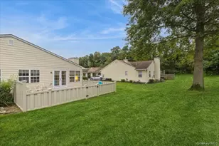 163 Theodore Dr, Coram, NY 11727 - Photo 3