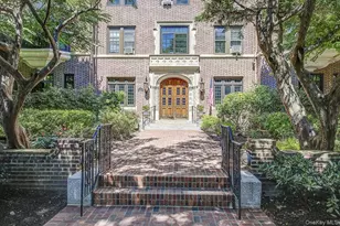 4 Dartmouth St, Forest Hills, NY 11375 - Photo 27