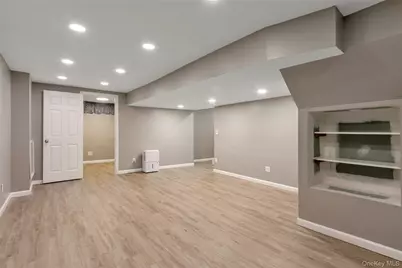 10 Lakeview Avenue, Poughkeepsie, NY 12601 - Photo 25