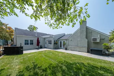 982 Split  Rock Road, Pelham, NY 10803 - Photo 29