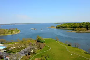 982 Split Rock Rd, Pelham, NY 10803 - Photo 33