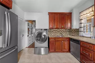 89-13 85th St, Woodhaven, NY 11421 - Photo 5