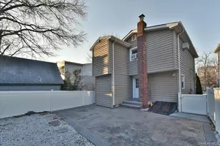 28 Charles St, Port Washington, NY 11050 - Photo 21