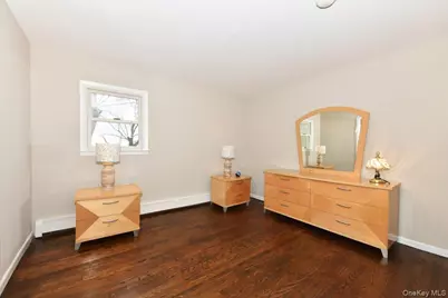 28 Charles Street, Port Washington, NY 11050 - Photo 15