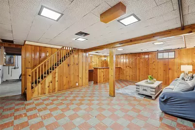 136 3rd Street, New Hyde Park, NY 11040 - Photo 13