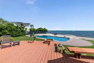 167 Secatogue Ln W, West Islip, NY 11795 - Photo 25