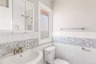 167 Secatogue Ln W, West Islip, NY 11795 - Photo 21