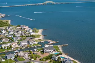 167 Secatogue Ln W, West Islip, NY 11795 - Photo 5