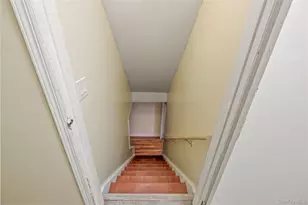412 37th St, Lindenhurst, NY 11757 - Photo 23