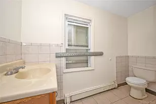 20 E Roosevelt Ave, Roosevelt, NY 11575 - Photo 13