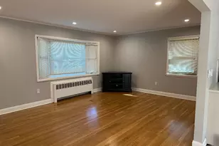 611 Asharoken Blvd, Bay Shore, NY 11706 - Photo 19