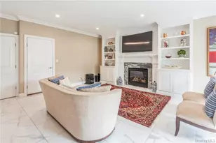 45 Meeting Ln, Hicksville, NY 11801 - Photo 15