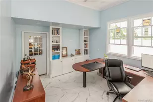 45 Meeting Ln, Hicksville, NY 11801 - Photo 21