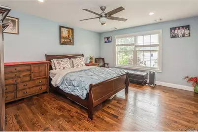 45 Meeting Lane, Hicksville, NY 11801 - Photo 25