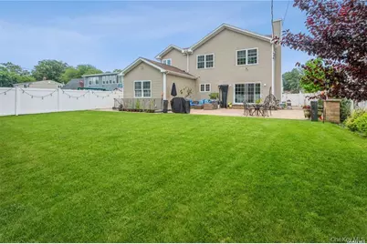 45 Meeting Lane, Hicksville, NY 11801 - Photo 39