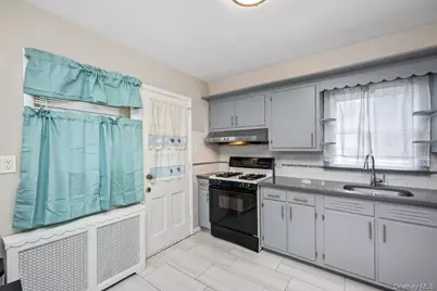 853 Arthur Street, West Hempstead, NY 11552 - Photo 13