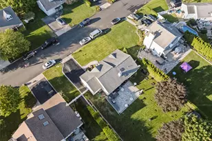 45 Meadow Ct, Manorville, NY 11949 - Photo 41