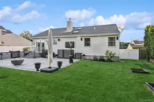 45 Meadow Ct, Manorville, NY 11949 - Photo 27