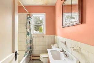 35 Saltaire Rd, Sound Beach, NY 11789 - Photo 11