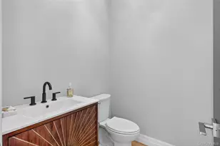 1 Warwick Isle Blvd, Pine Island, NY 10969 - Photo 7