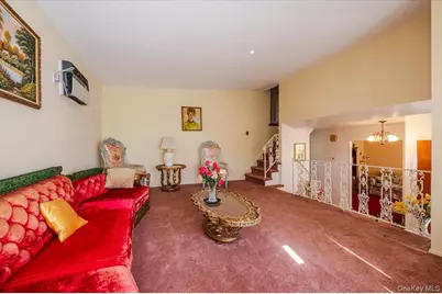 10 Meadow Road, Inwood, NY 11096 - Photo 5