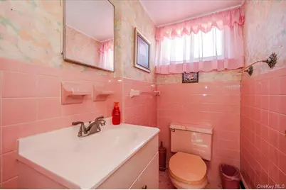 10 Meadow Road, Inwood, NY 11096 - Photo 11