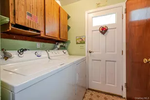 10 Meadow Rd, Inwood, NY 11096 - Photo 17