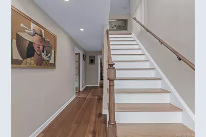 33 Berkshire Road, Yonkers, NY 10710 - Photo 15