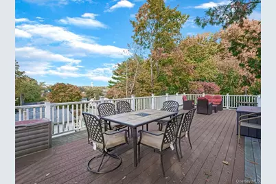 33 Berkshire Road, Yonkers, NY 10710 - Photo 31