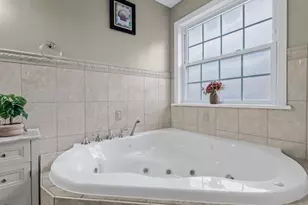 33 Berkshire Rd, Yonkers, NY 10710 - Photo 21