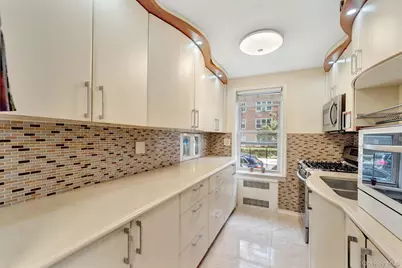 65-74 Saunders Street #1D, Rego Park, NY 11374 - Photo 9