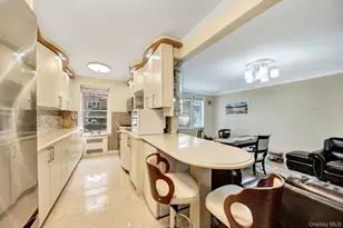 65-74 Saunders St, Rego Park, NY 11374 - Photo 7