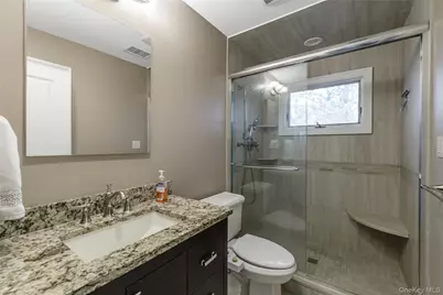 65 Oriole Way, Westbury, NY 11590 - Photo 19