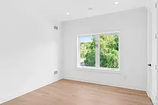 1900 Gillette Dr, East Marion, NY 11939 - Photo 15