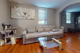 209 Lincoln Ave, Yonkers, NY 10704 - Photo 3