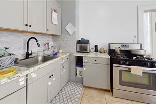 209 Lincoln Ave, Yonkers, NY 10704 - Photo 5