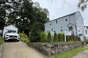 209 Lincoln Ave, Yonkers, NY 10704 - Photo 17