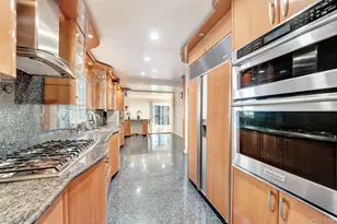 73-55 194th St, Fresh Meadows, NY 11366 - Photo 9