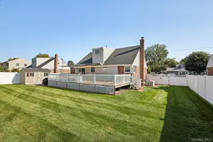 21 Eldridge St, East Northport, NY 11731 - Photo 39