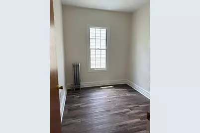 14402 91 Avenue, Jamaica, NY 11435 - Photo 9