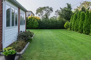 217 Elton Rd, Garden City, NY 11530 - Photo 33