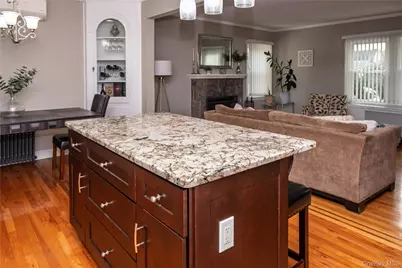 217 Elton Road, Garden City, NY 11530 - Photo 7