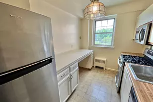 210 Pelham Rd, New Rochelle, NY 10805 - Photo 3