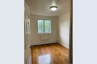 2028 Pitman Avenue, Bronx, NY 10466 - Photo 3