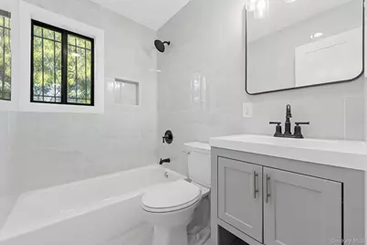 923 Rockaway Avenue, Brooklyn, NY 11212 - Photo 9