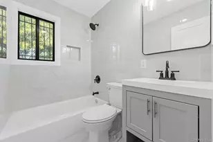 923 Rockaway Ave, Brooklyn, NY 11212 - Photo 9