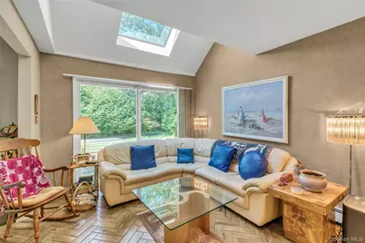 335 Smith Street, Merrick, NY 11566 - Photo 15