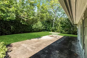 335 Smith St, Merrick, NY 11566 - Photo 35