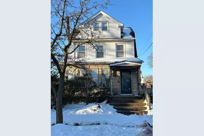 19 Everett Street, Lynbrook, NY 11563 - Photo 1