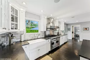 15 Flamingo Rd, East Hills, NY 11576 - Photo 7